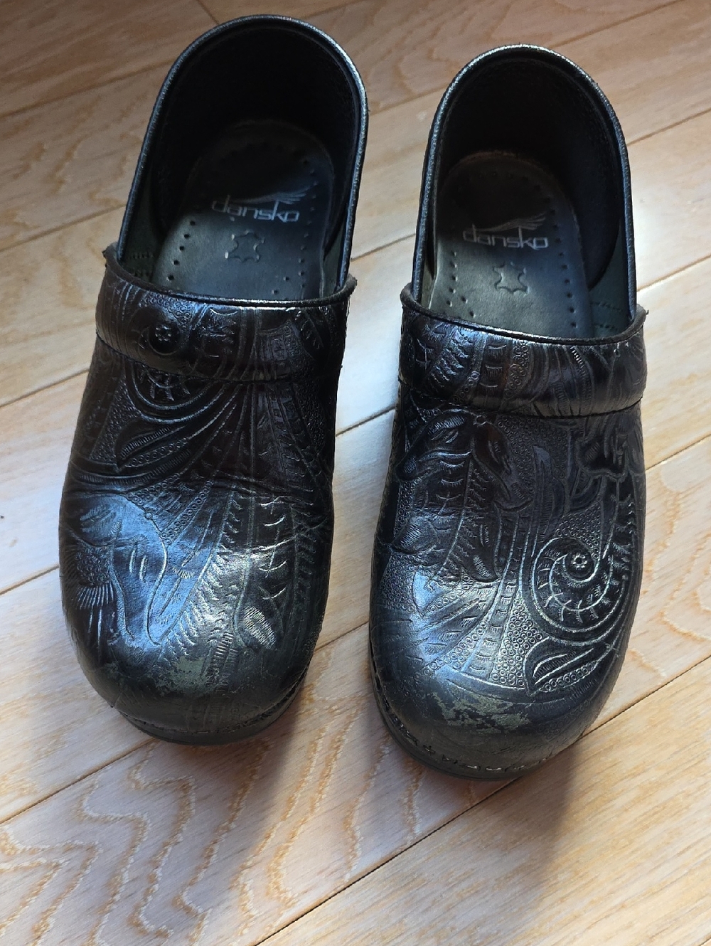 Dansko Women's Embossed Leather Clogs in Black Metallic
